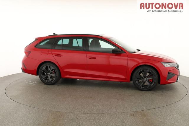 Skoda Octavia Combi 2.0 TSI 195 kW RS DSG, Pano, AHK, Navi, Matrix, Side, Winter, 5 J.-Garantie 