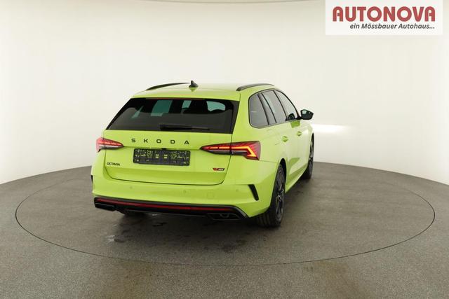 Skoda Octavia Combi 2.0 TSI 195 kW RS DSG, AHK, Navi, Matrix, Canton, Side, Winter, 5 J.-Garantie 