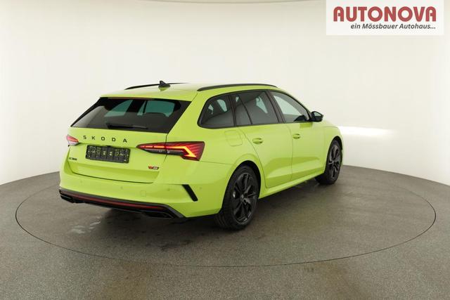 Skoda Octavia Combi 2.0 TSI 195 kW RS DSG, AHK, Navi, Matrix, Canton, Side, Winter, 5 J.-Garantie 