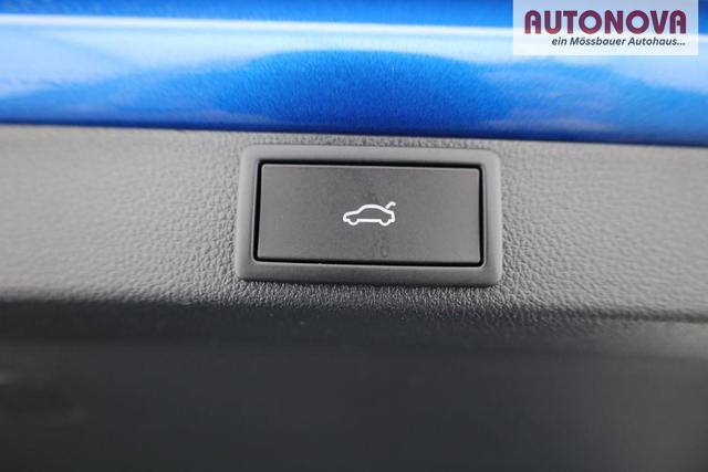 Skoda Octavia Combi 2.0 TSI 195 kW RS DSG, Pano, Standheizung, AHK, Navi, Matrix, Canton, Side, Winter, 5 J.-Garantie 