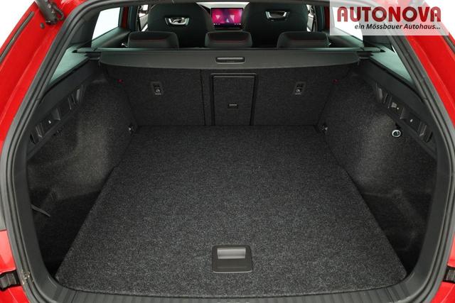 Skoda Octavia Combi 2.0 TSI 195 kW RS DSG, AHK, Navi, Matrix, Canton, Side, Winter, 5 J.-Garantie 