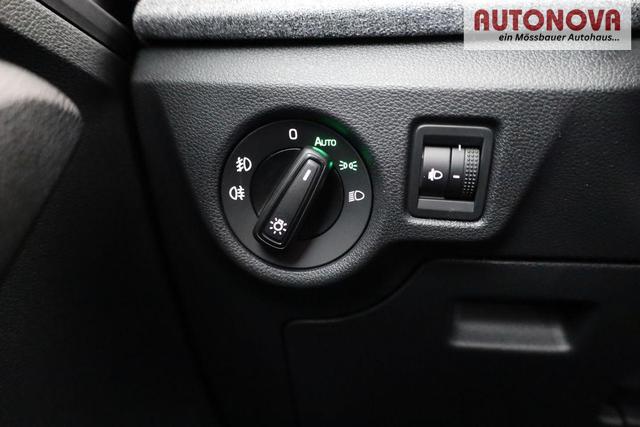 Skoda Kamiq Selection 1.5 TSI DSG Selection, AHK, LED, Kamera, Ladeboden, Winter, 16-Zoll 