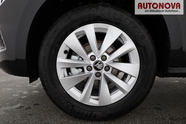 Skoda Kamiq Selection 1.5 TSI DSG Selection, AHK, LED, Kamera, Ladeboden, Winter, 16-Zoll 
