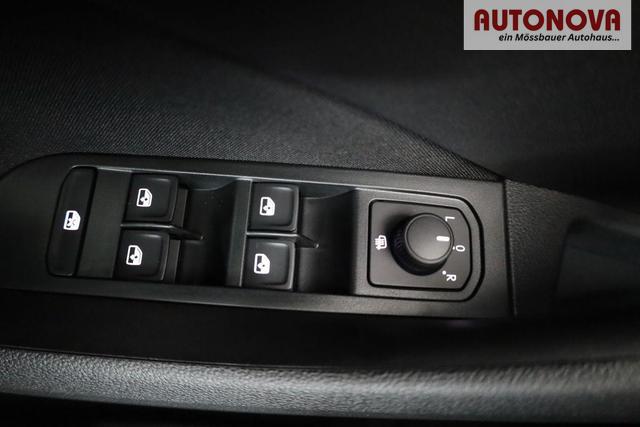 Skoda Kamiq Selection 1.5 TSI Selection, LED, Kamera, Ladeboden, Winter 