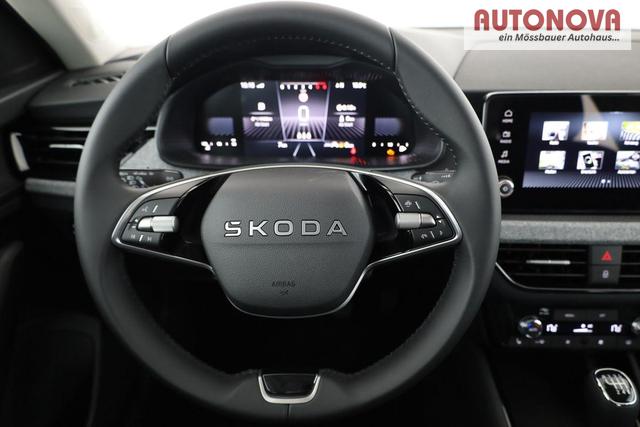 Skoda Kamiq Selection 1.5 TSI Selection, AHK, LED, Kamera, Ladeboden, Winter 