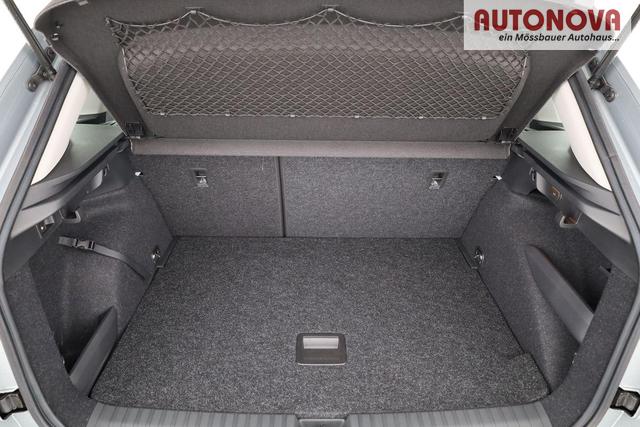 Skoda Kamiq Selection 1.5 TSI Selection, AHK, LED, Kamera, Ladeboden, Winter 