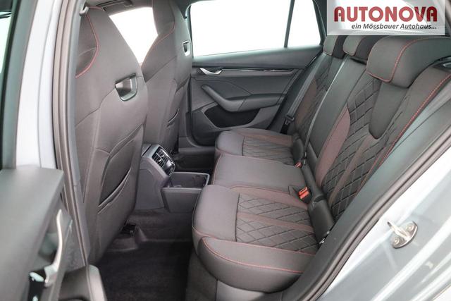 Skoda Octavia Combi 2.0 TSI 195 kW RS DSG, Pano, Standheizung, AHK, Navi, Matrix, Canton, Side, Winter, 5 J.-Garantie 