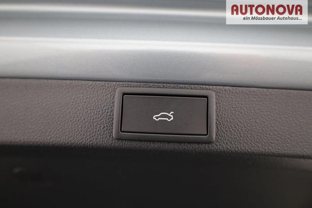 Skoda Octavia Combi 2.0 TSI 195 kW RS DSG, Pano, Standheizung, AHK, Navi, Matrix, Canton, Side, Winter, 5 J.-Garantie 