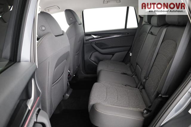 Skoda Kodiaq 1.5 TSI iV 150 kW Selection Selection, AHK, Navi, Kamera, Side, el. Klappe, Winter, sofort 