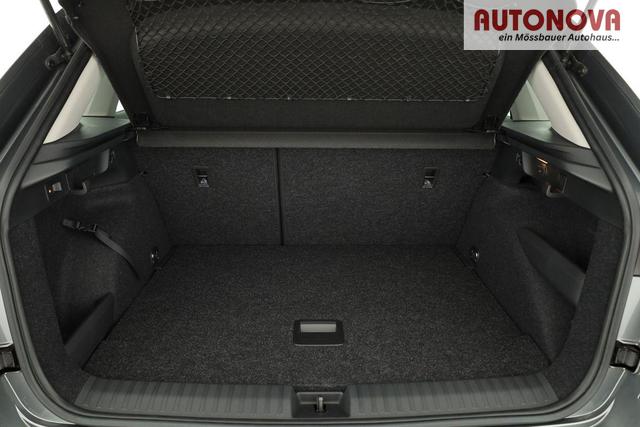 Skoda Kamiq Selection 1.5 TSI DSG Selection, AHK, LED, Kamera, Ladeboden, Winter, 16-Zoll 