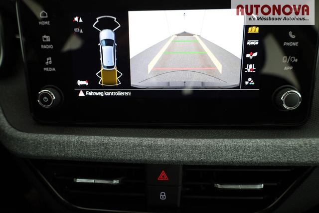 Skoda Kamiq Selection 1.5 TSI Selection, AHK, LED, Kamera, Ladeboden, Winter 