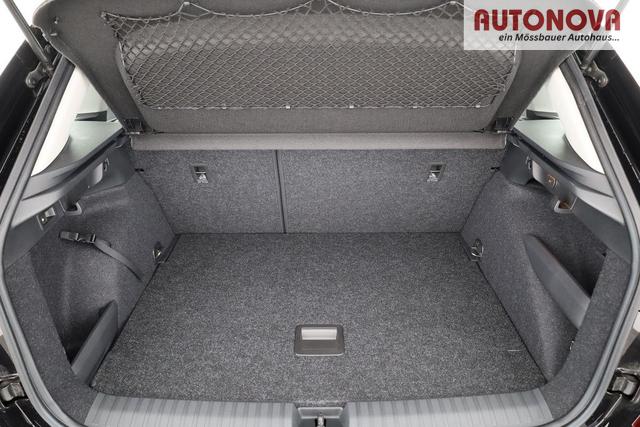 Skoda Kamiq Selection 1.5 TSI Selection, AHK, LED, Kamera, Ladeboden, Winter 