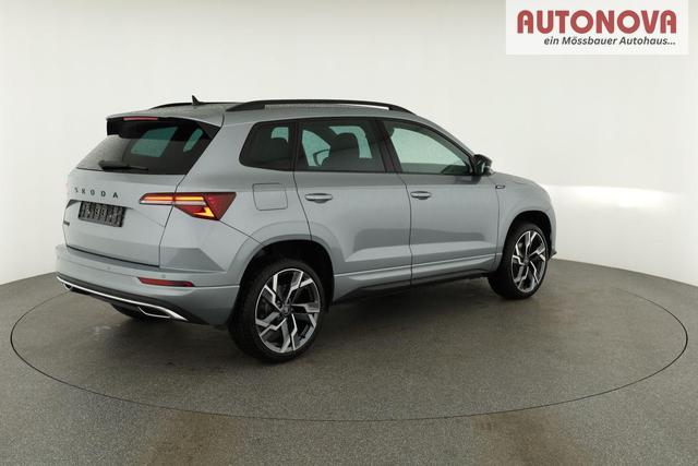 Skoda Karoq Sportline 1.5 TSI DSG Sportline, AHK, Navi, Matrix, Side, el. Klappe, Winter, 5 J.-Garantie 