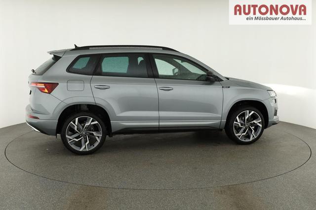 Skoda Karoq Sportline 1.5 TSI DSG Sportline, AHK, Navi, Matrix, Side, el. Klappe, Winter, 5 J.-Garantie 