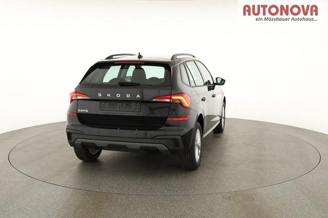Skoda Kamiq Selection 1.5 TSI Selection, AHK, LED, Kamera, Ladeboden, Winter, 16-Zoll 