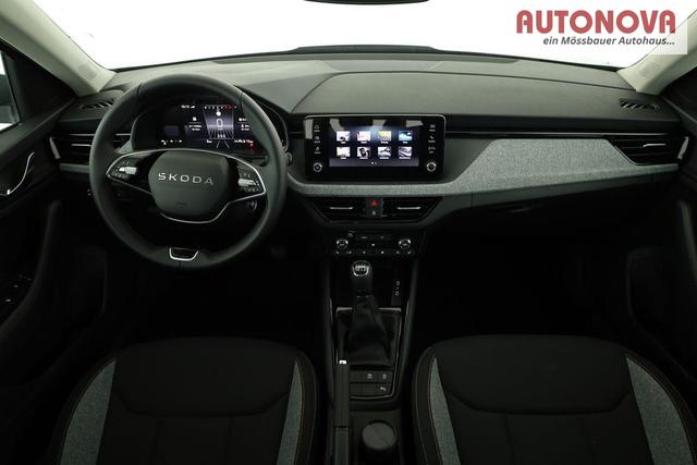 Skoda Kamiq Selection 1.5 TSI Selection, AHK, LED, Kamera, Ladeboden, Winter, 16-Zoll 