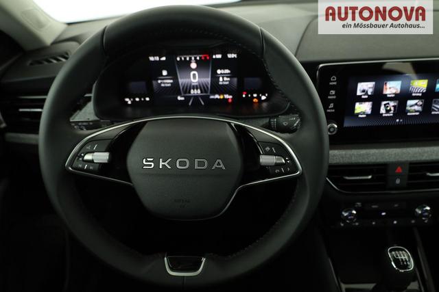 Skoda Kamiq Selection 1.5 TSI Selection, AHK, LED, Kamera, Ladeboden, Winter, 16-Zoll 