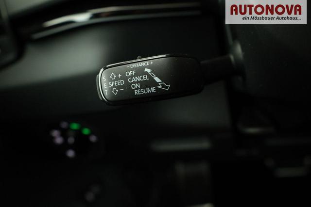 Skoda Karoq Sportline 4x4 2.0 TSI DSG Sportline, AHK, Navi, Matrix, Side, Winter, 5 J.-Garantie 