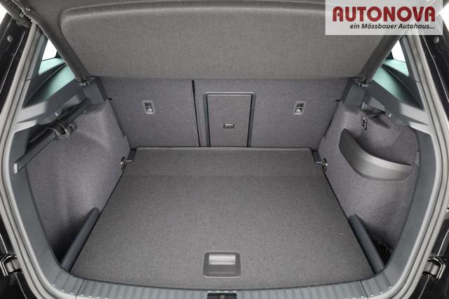 Skoda Karoq Sportline 1.5 TSI DSG Sportline, AHK, Navi, Matrix, Side, el. Klappe, Winter, 5 J.-Garantie 