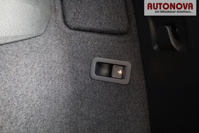 Skoda Karoq Sportline 1.5 TSI DSG Sportline, AHK, Navi, Matrix, Side, el. Klappe, Winter, 5 J.-Garantie 