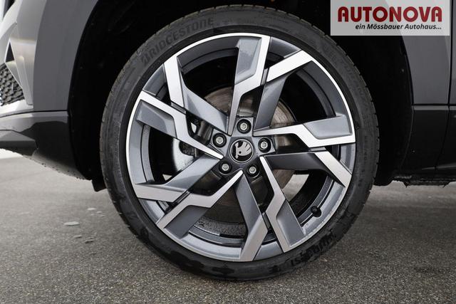 Skoda Karoq Sportline 1.5 TSI DSG Sportline, AHK, Navi, Matrix, Side, el. Klappe, Winter, 5 J.-Garantie 