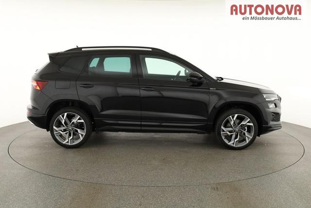 Skoda Karoq Sportline 1.5 TSI DSG Sportline, AHK, Navi, Matrix, Side, el. Klappe, Winter, 5 J.-Garantie 