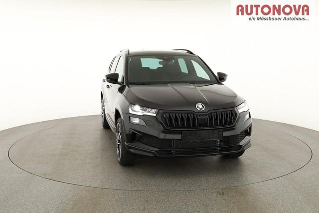 Skoda Karoq Sportline 1.5 TSI DSG Sportline, AHK, Navi, Matrix, Side, el. Klappe, Winter, 5 J.-Garantie 