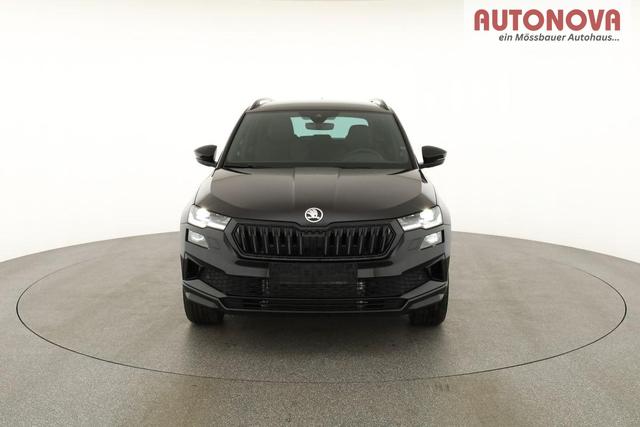 Skoda Karoq Sportline 1.5 TSI DSG Sportline, AHK, Navi, Matrix, Side, el. Klappe, Winter, 5 J.-Garantie 
