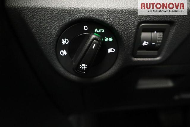 Skoda Kamiq Selection 1.5 TSI DSG Selection, AHK, LED, Kamera, Winter, Ladeboden, 16-Zoll, 4 J.-Garantie 