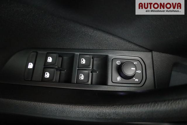Skoda Kamiq Selection 1.0 TSI DSG Selection, AHK, Matrix, Kamera, Ladeboden, Winter, 16-Zoll 