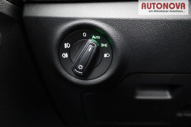 Skoda Kamiq Selection 1.0 TSI DSG Selection, AHK, Matrix, Kamera, Ladeboden, Winter, 16-Zoll 
