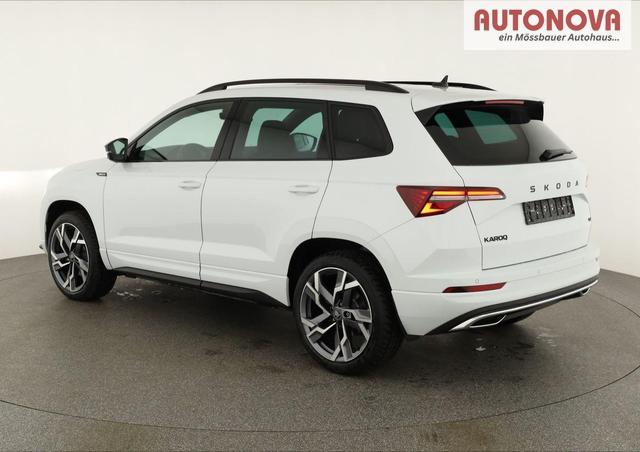 Skoda Karoq Sportline 4x4 2.0 TSI DSG Sportline, Pano, AHK, Navi, Matrix, Side, Winter, 5 J.-Garantie 