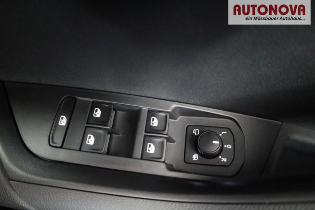 Skoda Karoq Sportline 4x4 2.0 TSI DSG Sportline, Pano, AHK, Navi, Matrix, Side, Winter, 5 J.-Garantie 