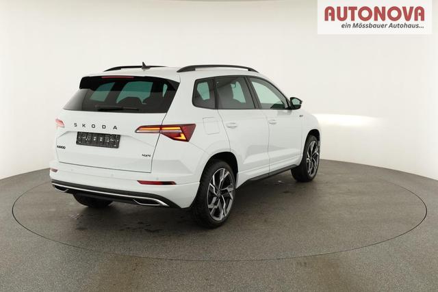 Skoda Karoq Sportline 4x4 2.0 TSI DSG Sportline, Pano, AHK, Navi, Matrix, Side, Winter, 5 J.-Garantie 