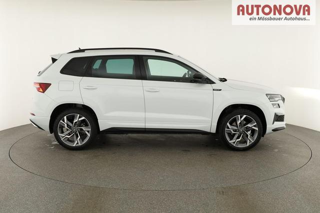 Skoda Karoq Sportline 4x4 2.0 TSI DSG Sportline, Pano, AHK, Navi, Matrix, Side, Winter, 5 J.-Garantie 