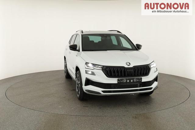 Skoda Karoq Sportline 4x4 2.0 TSI DSG Sportline, Pano, AHK, Navi, Matrix, Side, Winter, 5 J.-Garantie 
