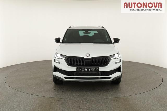 Skoda Karoq Sportline 4x4 2.0 TSI DSG Sportline, Pano, AHK, Navi, Matrix, Side, Winter, 5 J.-Garantie 