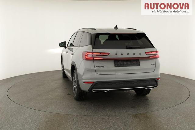 Skoda Kodiaq 2.0 TSI 150 kW 4x4 Sportline DSG Sportline, AHK, Navi, FS-beheizbar, Matrix, el. Klappe, 20-Zoll, 5 J.-Garantie 