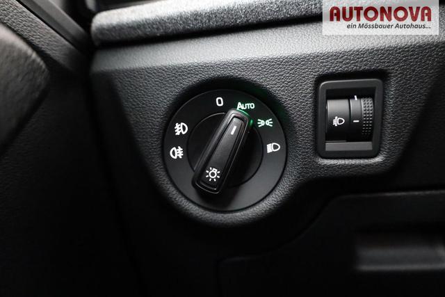 Skoda Kamiq Selection 1.5 TSI DSG Selection, AHK, LED, Kamera, Ladeboden, Winter 