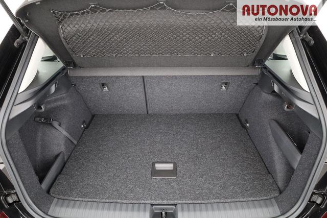 Skoda Kamiq Selection 1.5 TSI Selection, LED, Kamera, Ladeboden, Winter 