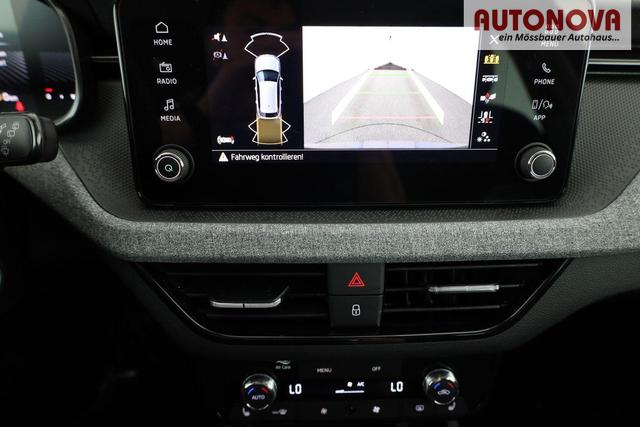 Skoda Kamiq Selection 1.0 TSI DSG Selection, AHK, Matrix, Kamera, Ladeboden, Winter, 16-Zoll 