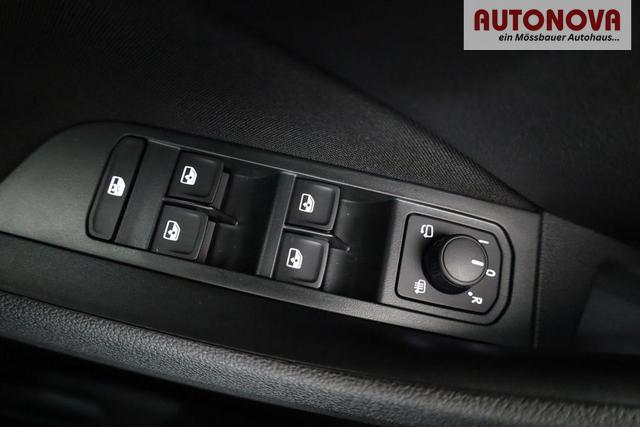 Skoda Kamiq Selection 1.0 TSI DSG Selection, AHK, Matrix, Kamera, Ladeboden, Winter, 16-Zoll 