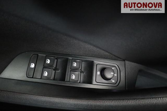 Skoda Kamiq Selection 1.5 TSI DSG Selection, AHK, LED, Kamera, Ladeboden, Winter 