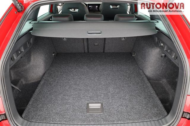 Skoda Octavia Combi 2.0 TSI 195 kW RS DSG, Pano, Standheizung, AHK, Navi, Matrix, Canton, Side, Winter, 5 J.-Garantie 