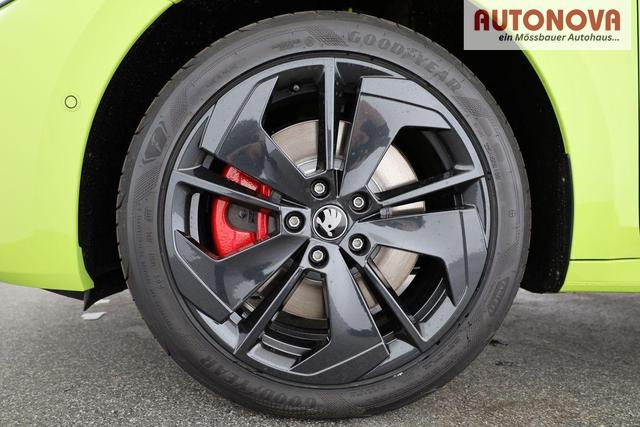 Skoda Octavia Combi 2.0 TSI 195 kW RS DSG, Pano, Standheizung, AHK, Navi, Matrix, Sound, Side, Winter, 5 J.-Garantie 