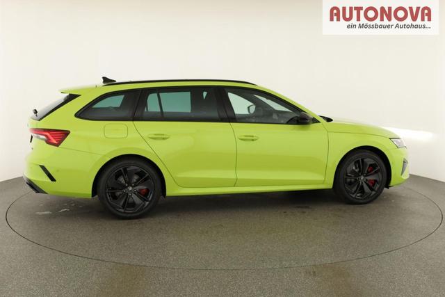 Skoda Octavia Combi 2.0 TSI 195 kW RS DSG, Pano, Standheizung, AHK, Navi, Matrix, Sound, Side, Winter, 5 J.-Garantie 