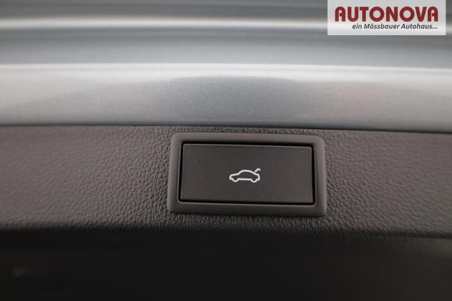 Skoda Octavia Combi 2.0 TSI 195 kW RS DSG, Standheizung, AHK, Navi, Matrix, Side, Winter, 5 J.-Garantie 