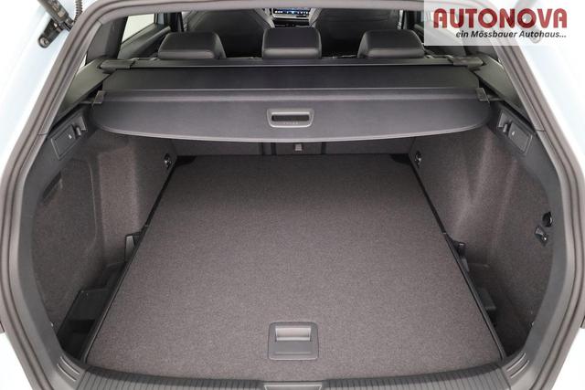 Volkswagen Golf Variant 2.0 TSI 150 kW 4Motion R-Line VIII DSG 4M R-LINE, AHK, easyOpen, LED-Plus, 18-Zoll, 3 J.-Garantie 