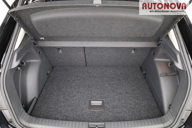 Skoda Fabia Selection 1.0 TSI Selection, AHK, Tempomat, Ladeboden, Park, Winterpaket, SmartLink, 4-J Garantie 