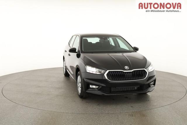 Skoda Fabia Selection 1.0 TSI Selection, AHK, Tempomat, Ladeboden, Park, Winterpaket, SmartLink, 4-J Garantie 